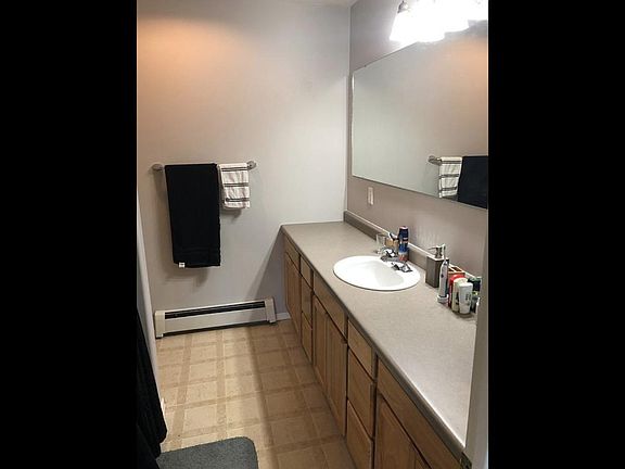 4th image of 516 Michael Grove Ave #22
