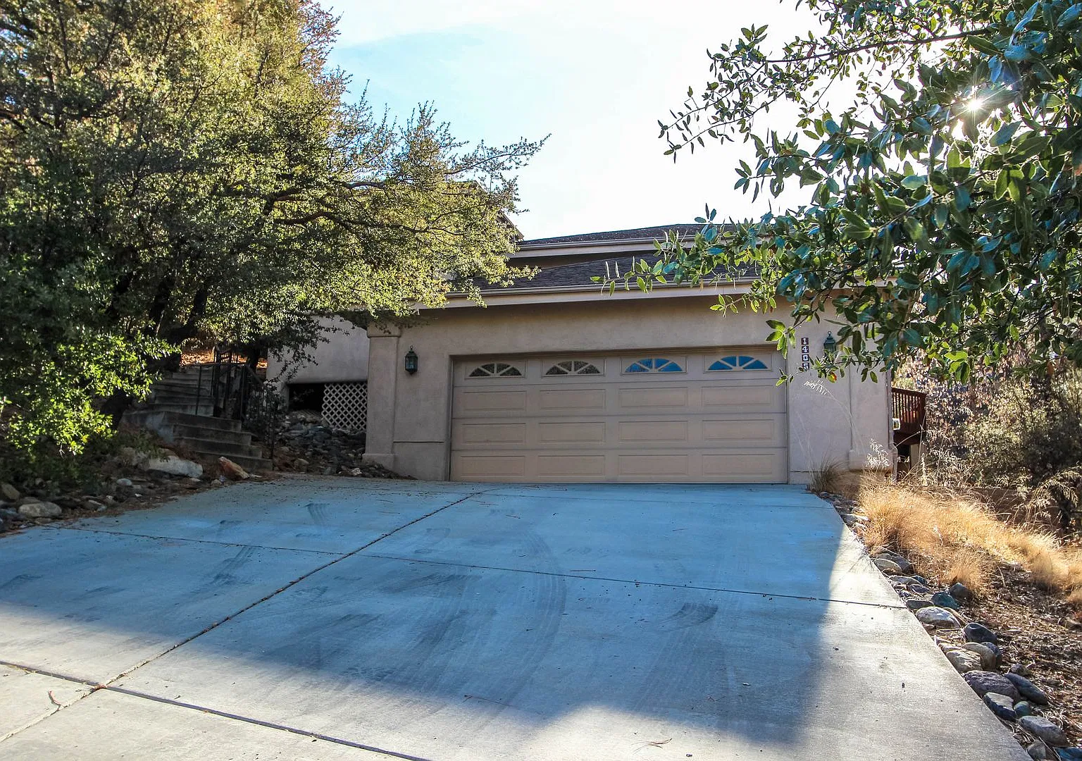Furnished Home in Cathedral Pines — Photo 1