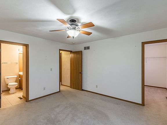 4th image of 3957 Biltmore Chase