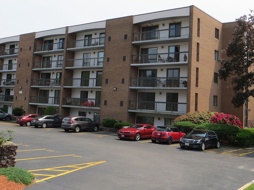 For Sale: 2BR, 2BA, 1,124 SF