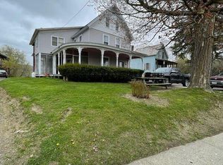 6 Stanton St, Ticonderoga, NY 12883