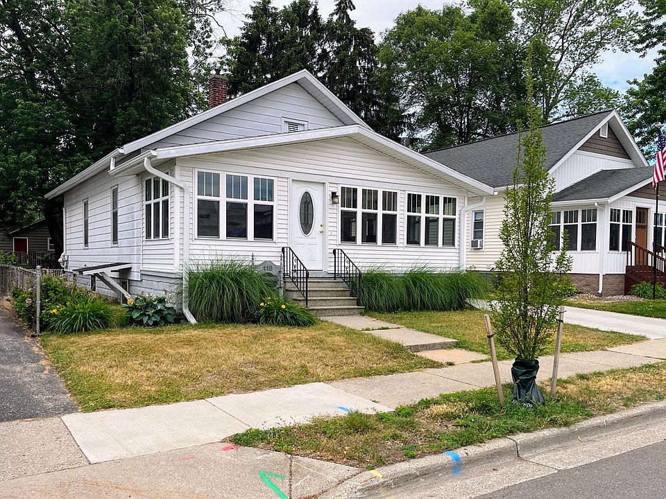 1st image of 118 E Cherry Ave