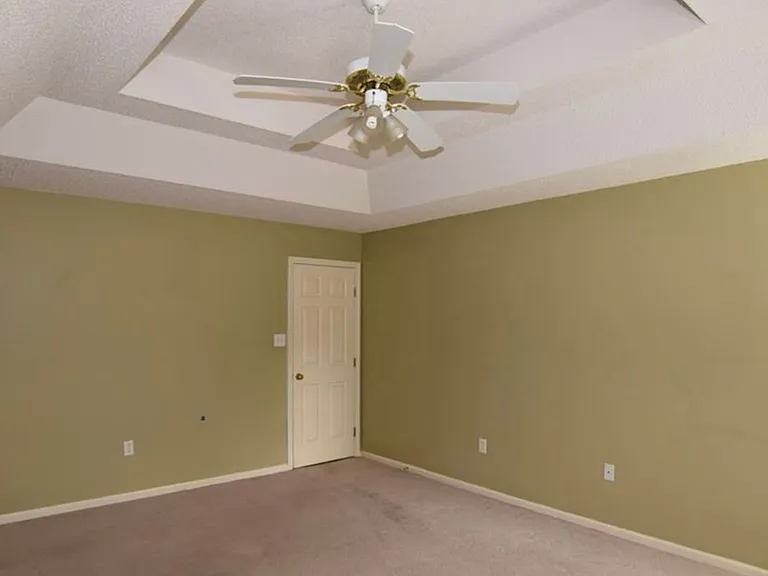 130 Shady Hill Cir — Photo 10