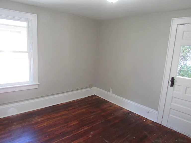 1031 Collinwood Ave — Photo 17