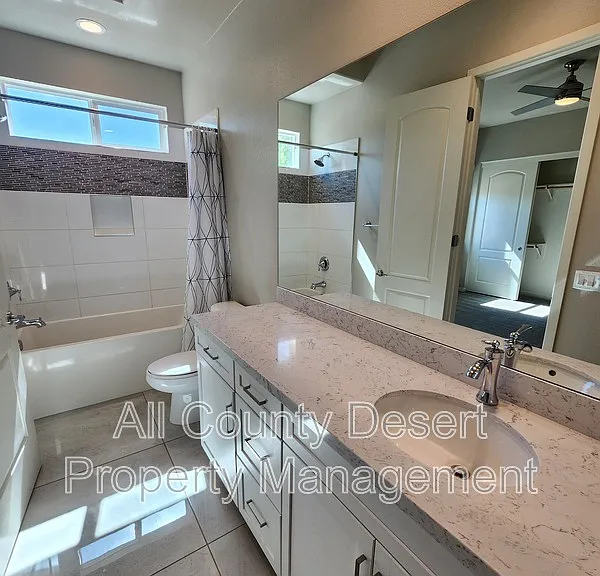 78987 Yorkville Ln — Photo 16