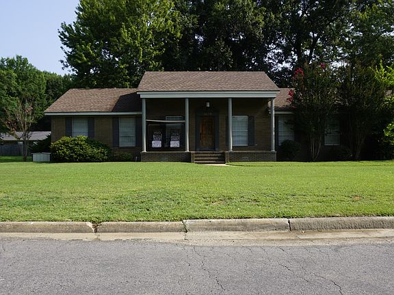 2nd image of 1600 W 3rd Ct