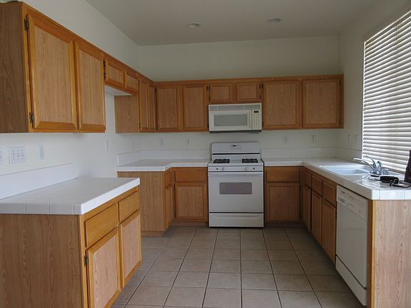 5th image of 17446 Meadow Rock Dr