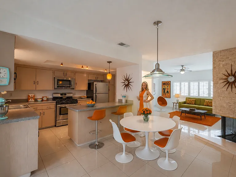 2518 S Sierra Madre — Photo 27