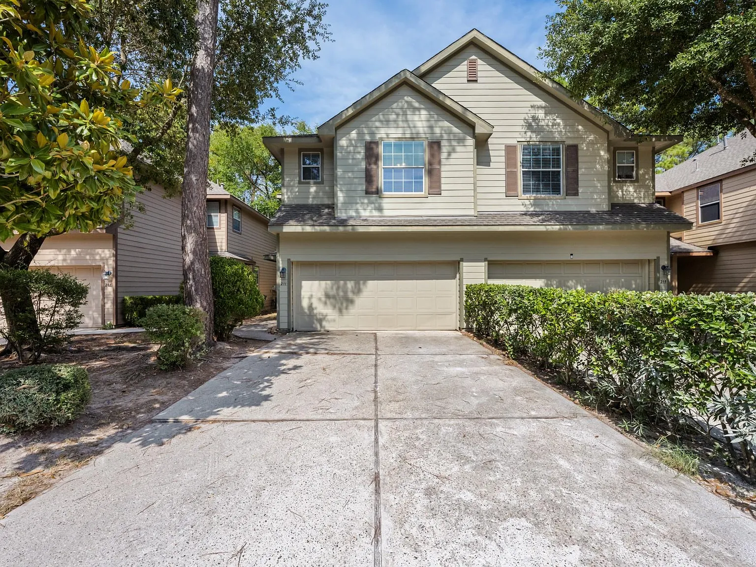 3 bed, 2.5 bath, 1624 sqft, $1,900 — Photo 4