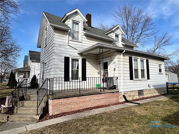 2nd image of 1123 Stilwell Ave