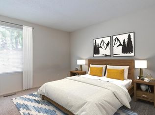 415 Chunns Cove Rd #120228, Asheville, NC 28805