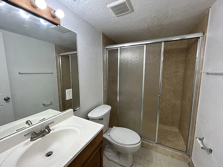 7625 Tam Oshanter Blvd #102-2 — Photo 11
