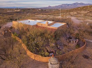 8 Callejon Perdido, Tubac, AZ 85646