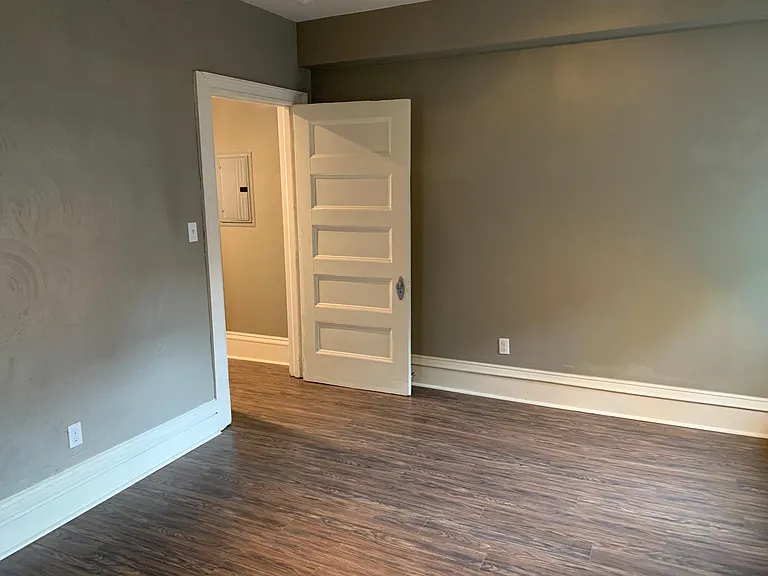 302 S Negley Ave #3 — Photo 9