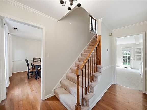 3rd image of 1509 Dedham Cir