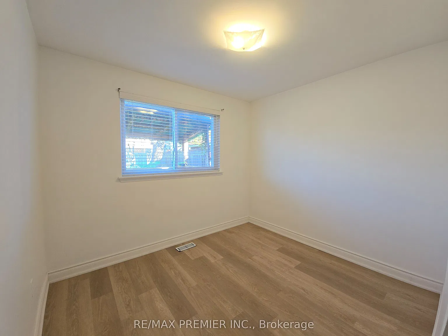 2 bed, $2,200 — Photo 4