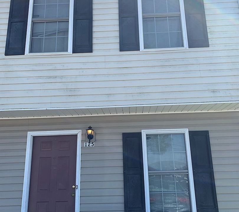 1st image of 125 Majestic Dr