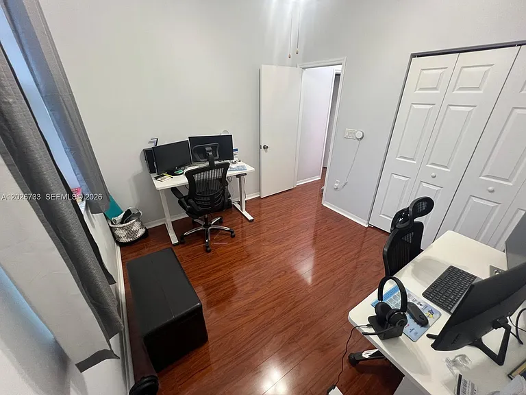 943 SW 143rd Ter #2109 — Photo 32