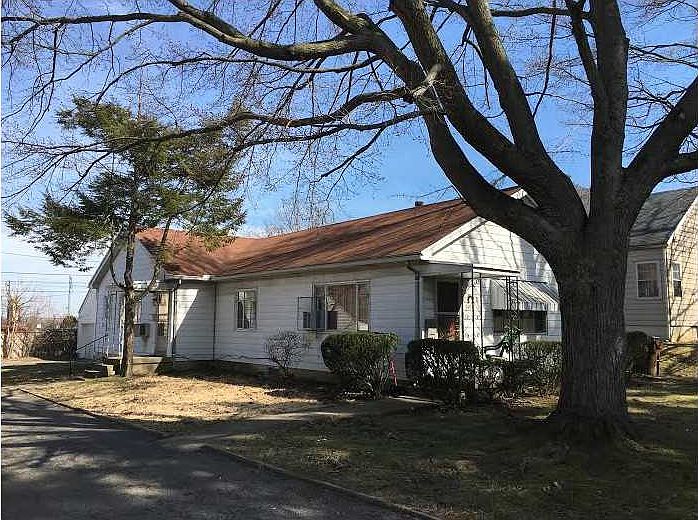 1st image of 4504 Rosemary Ave