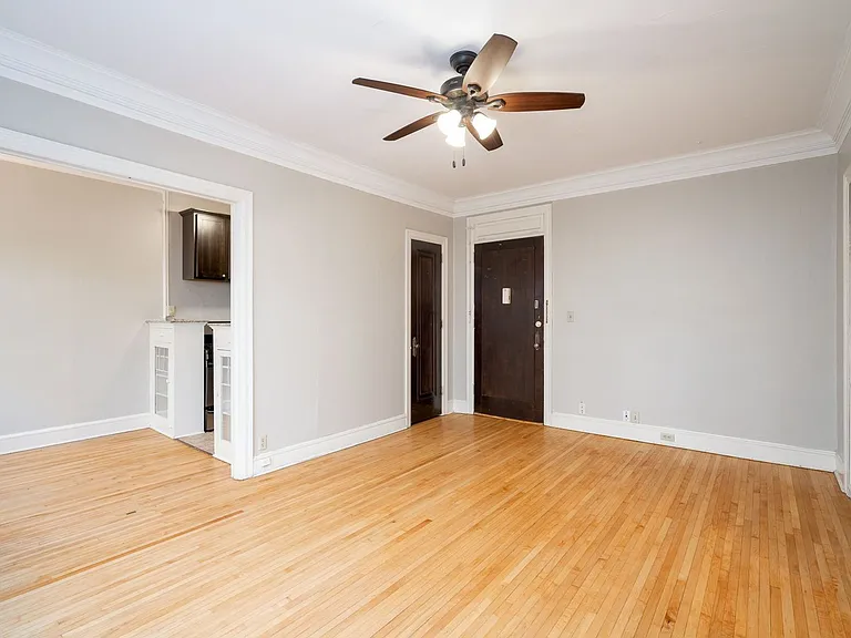 125 Oak Grove St — Photo 14