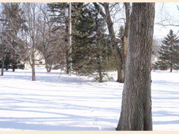 3rd image of 1224 N Park