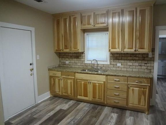 5th image of 1630 S 11th St
