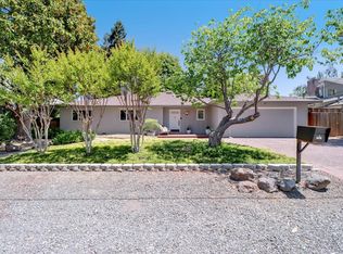 1061 Russell Ave, Los Altos, CA 94024