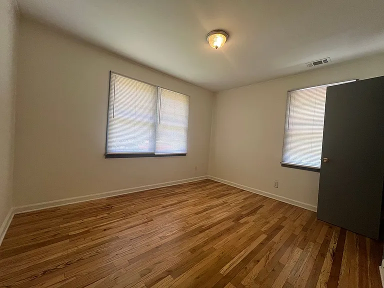 117 Johnson Dr — Photo 9