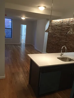 Rented by Highline Residential | media 31