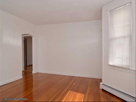5th image of 2405 Pawtucket Ave #1