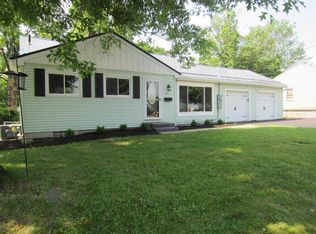 811 Hilltop Dr, Ashland, OH 44805