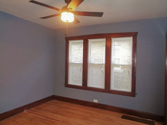 4th image of 3225 S 54th Ave