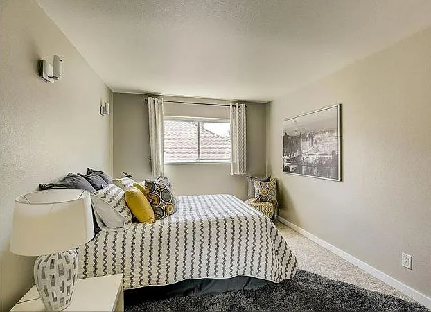 1245 Columbine St #404 — Photo 6