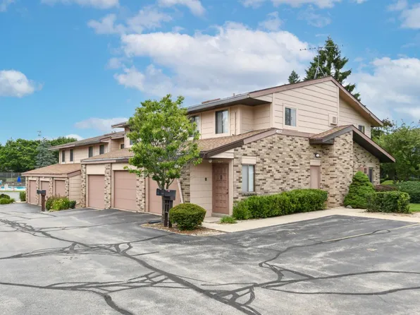402 Sheffield ROAD #4, Waukesha, WI 53186