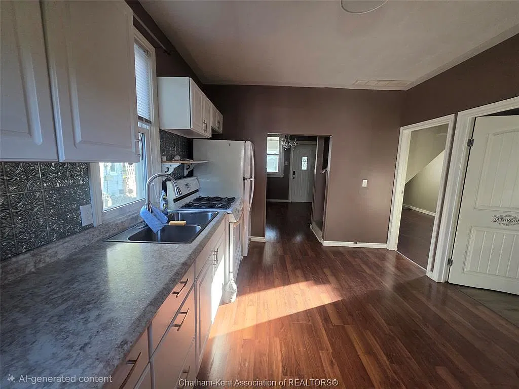 3 bed, $1,850 — Photo 3