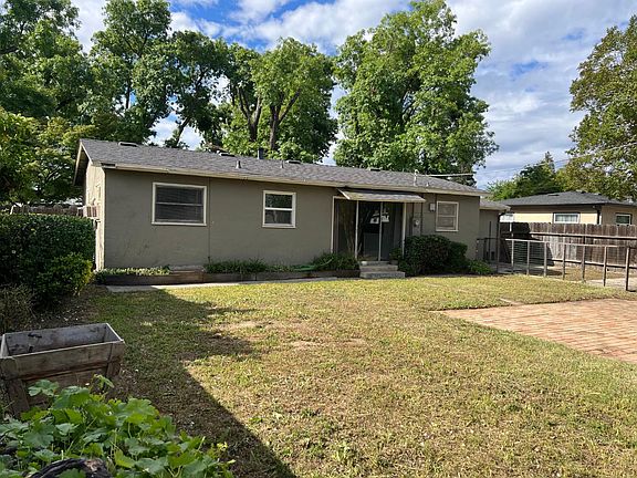 3rd image of 501 Bermuda Way