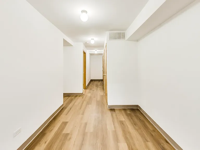 1700 W Cermak Rd #BR — Photo 7