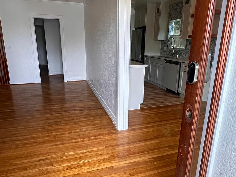 3351 Hamilton Way — Photo 7