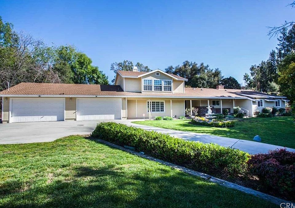 1st image of 19740 E Lorencita Dr