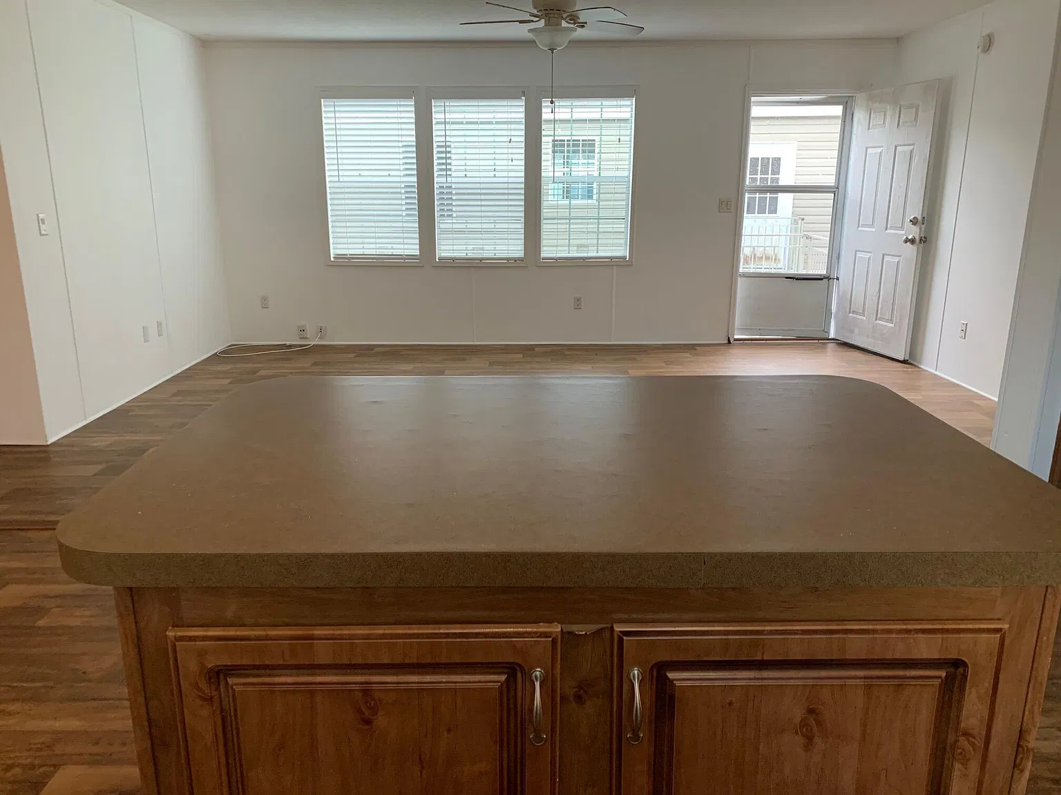 4 bed, 2.0 bath, 1512 sqft, $2,800 — Photo 3