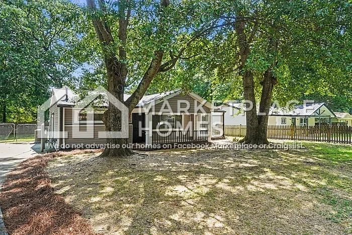 6538 Voyles Dr — Photo 2