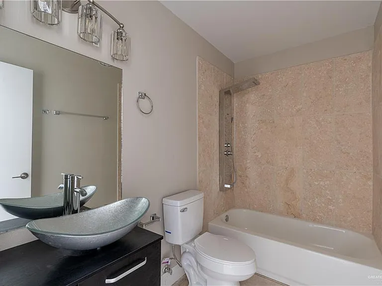 4009 Yucca Ave — Photo 8