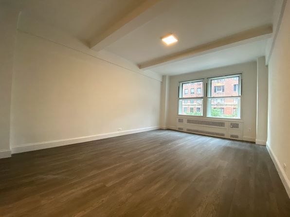 433 W 34th St APT 3C