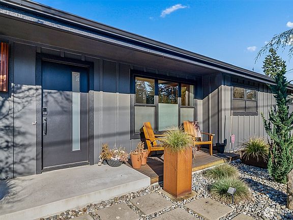 2nd image of 9619 224th Street SW