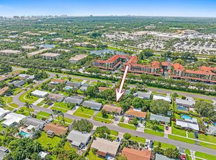 3220 Bermuda Rd, Palm Beach Gardens, FL 33410