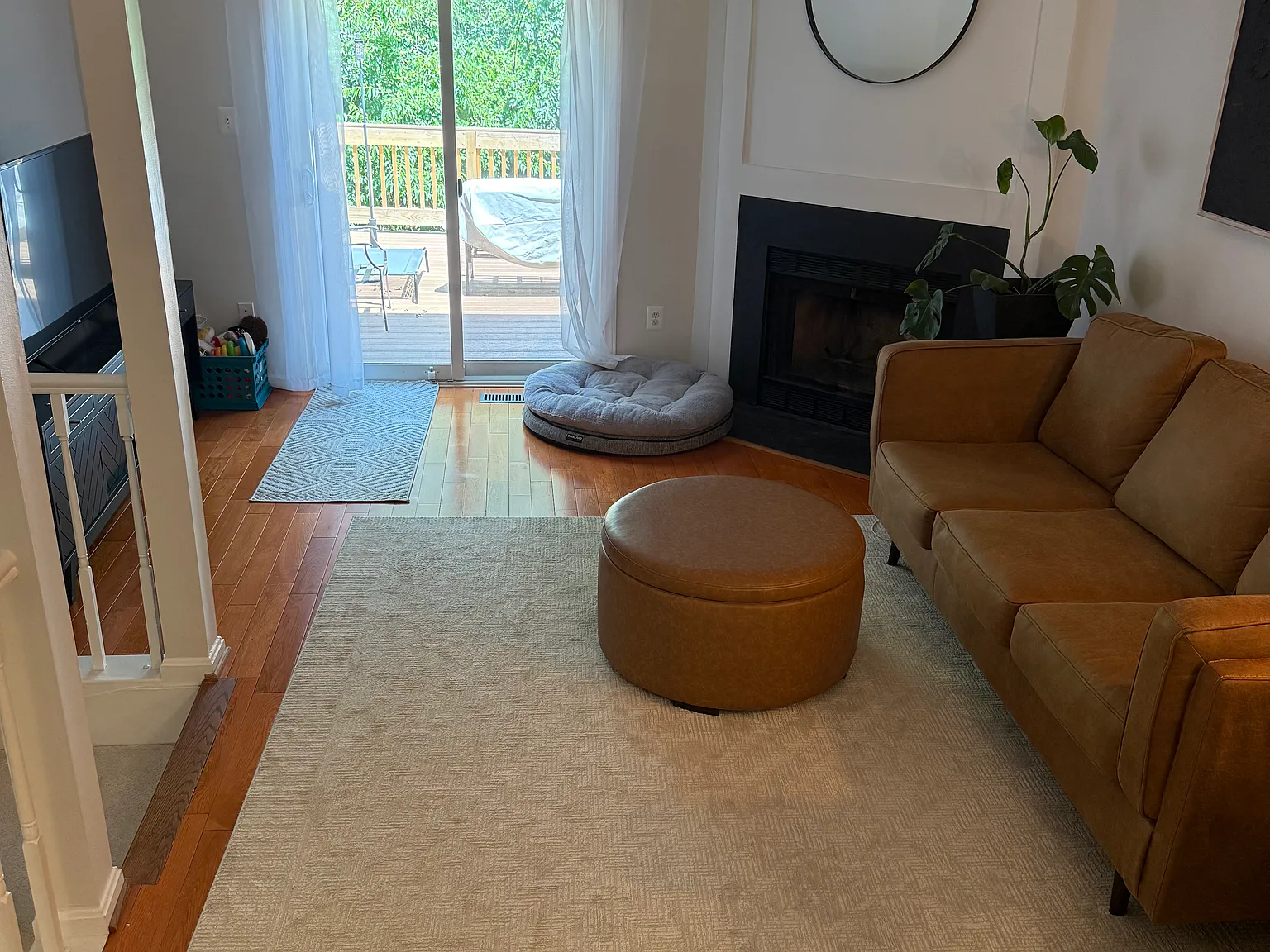3 bed, 1280 sqft, $2,950 — Photo 3