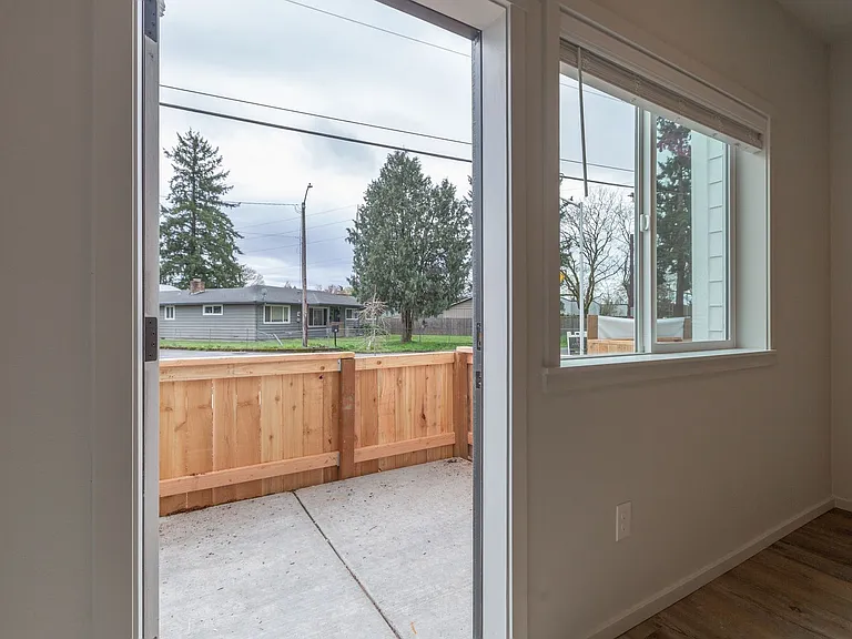 4202 NE Morrow Rd — Photo 50