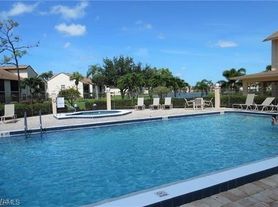 8534 Charter Club Cir, Fort Myers, FL