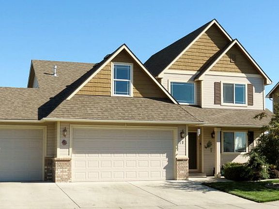3rd image of 19 Chapelwood Ave