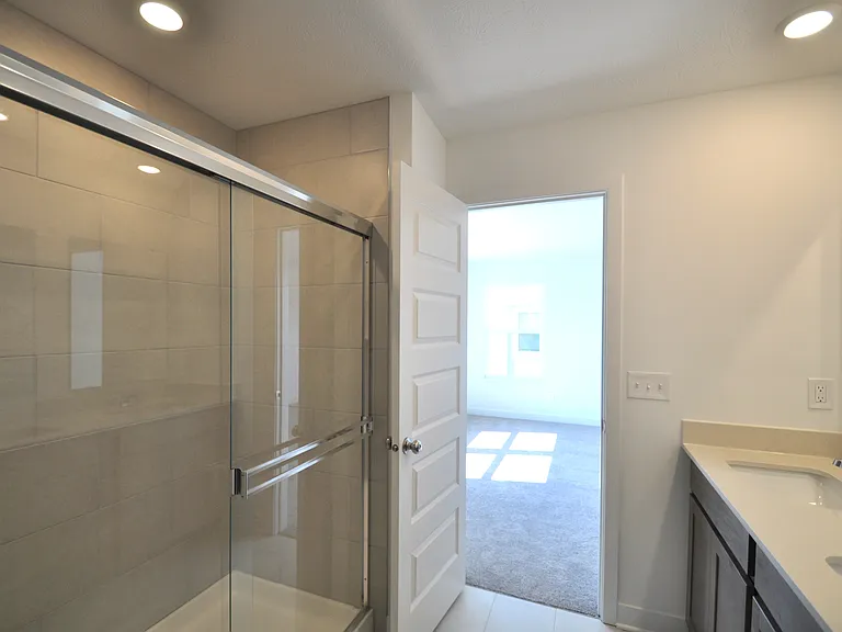 8578 Georgina St — Photo 17